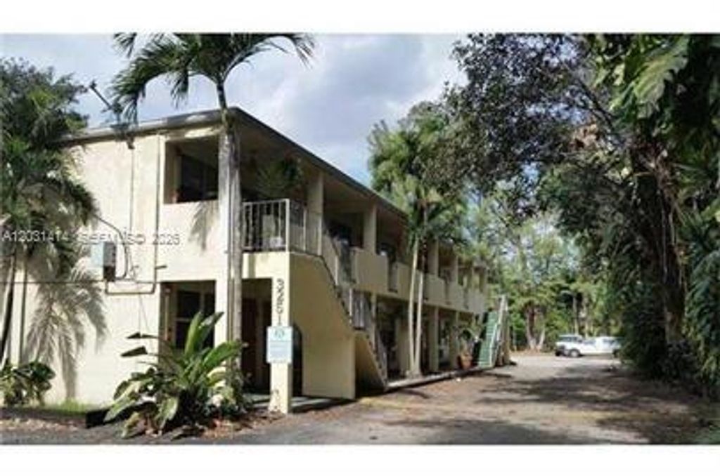 3251 SW 44th St 201, Dania Beach, FL 33312