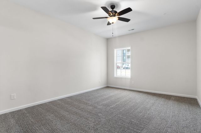 229 E Johnson Cir Apt B203, Clarksville, TN 37040