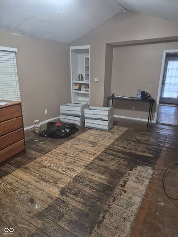 1285 Chestnut Street, Noblesville, IN 46060