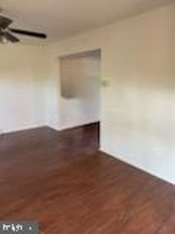 1174 STEAMER AVE, Manahawkin, NJ 08050
