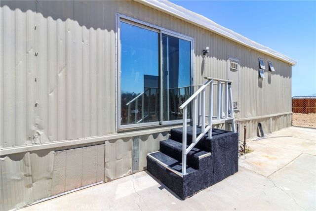 16782 Pebble Beach Court, Victorville, CA 92395