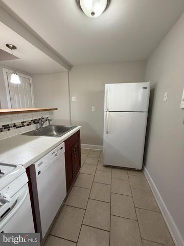 2015 FERNON ST, Philadelphia, PA 19145