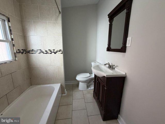 2015 FERNON ST, Philadelphia, PA 19145