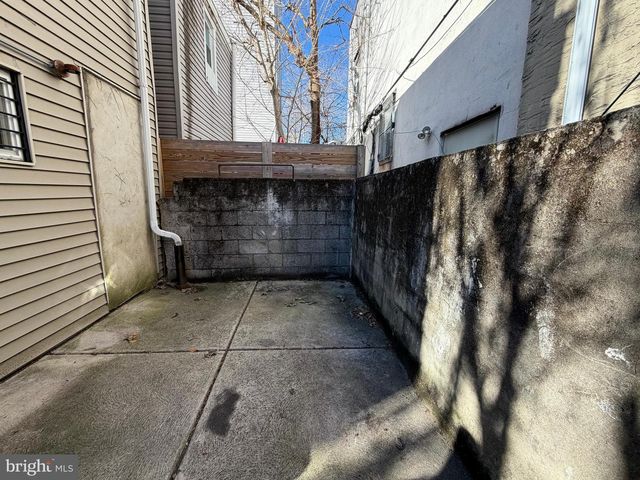 2015 FERNON ST, Philadelphia, PA 19145