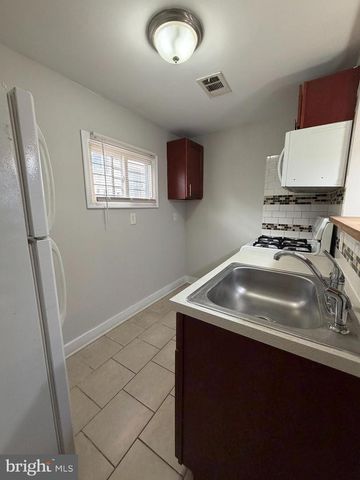 2015 FERNON ST, Philadelphia, PA 19145