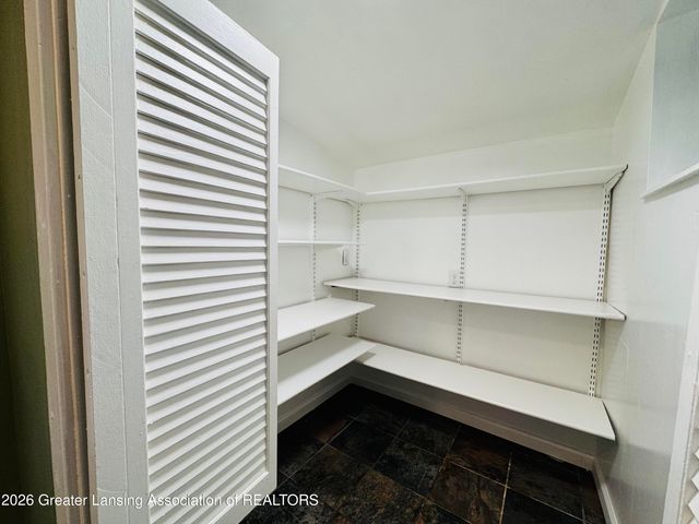 226 S 8th Street, Lansing, MI 48912