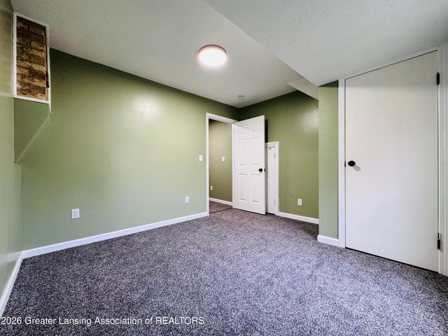 226 S 8th Street, Lansing, MI 48912