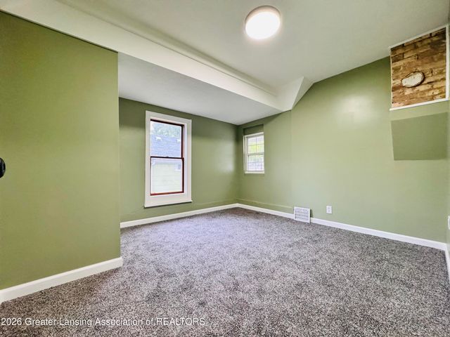 226 S 8th Street, Lansing, MI 48912