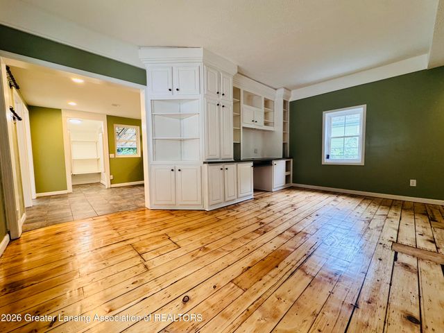 226 S 8th Street, Lansing, MI 48912