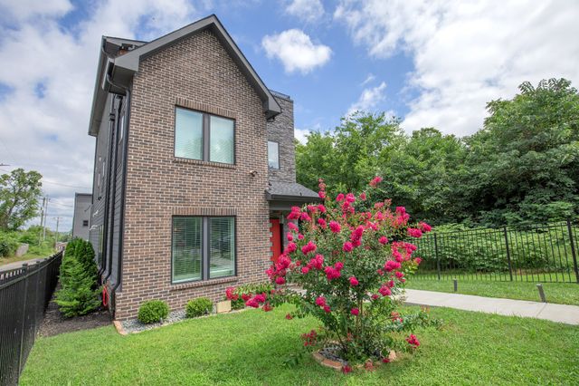 2706 Booker Street, Nashville, TN 37208
