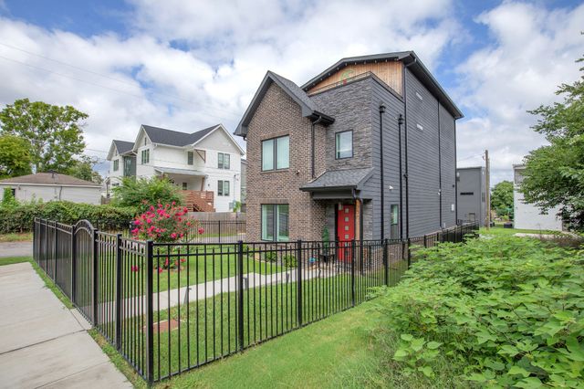 2706 Booker Street, Nashville, TN 37208