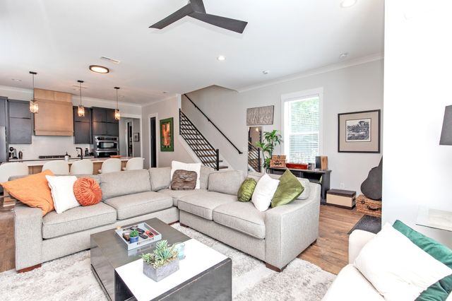 2706 Booker Street, Nashville, TN 37208