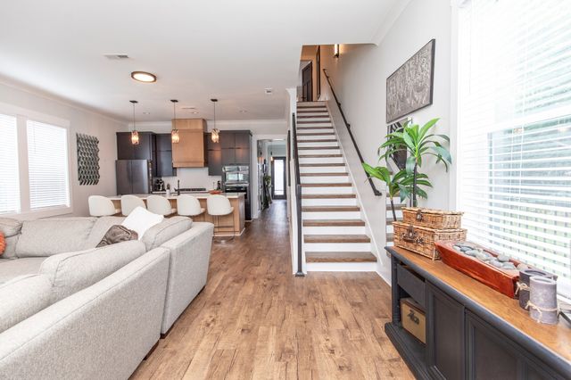 2706 Booker Street, Nashville, TN 37208