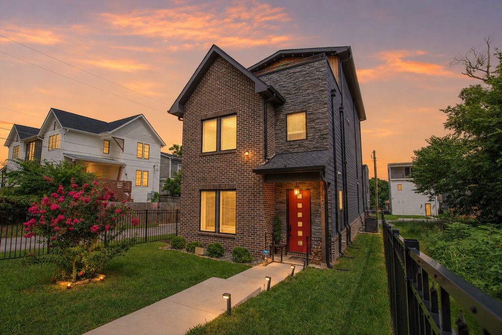 2706 Booker Street, Nashville, TN 37208