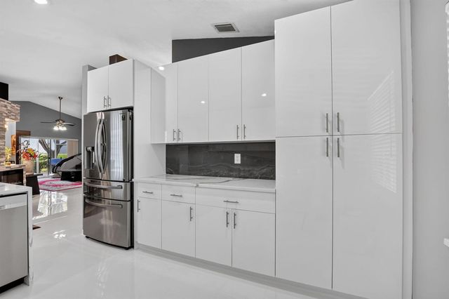 8158 Duomo Circle, Boynton Beach, FL 33472