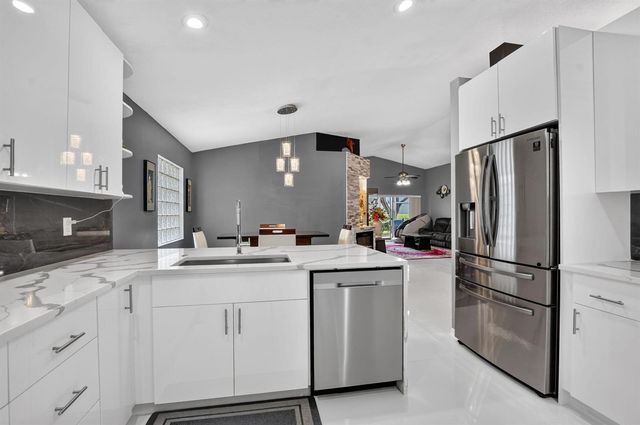 8158 Duomo Circle, Boynton Beach, FL 33472