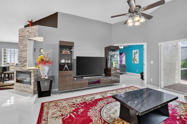 8158 Duomo Circle, Boynton Beach, FL 33472