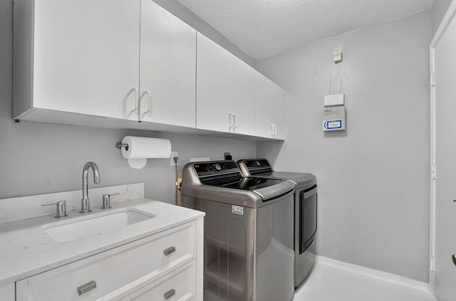 8158 Duomo Circle, Boynton Beach, FL 33472