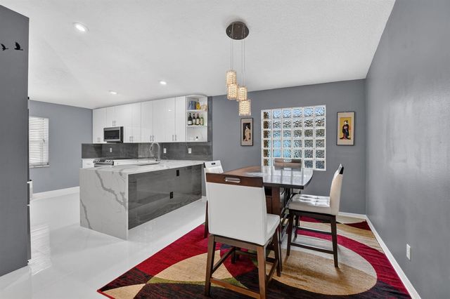 8158 Duomo Circle, Boynton Beach, FL 33472
