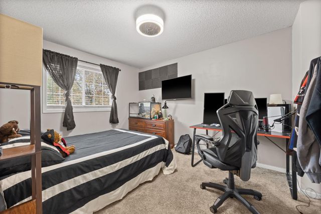 10011 Pleasure Creek Circle NE, Blaine, MN 55434