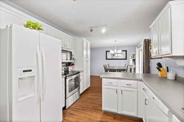 10011 Pleasure Creek Circle NE, Blaine, MN 55434