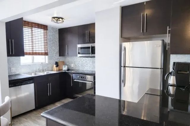 10747 Wilshire Boulevard 1305, Los Angeles, CA 90024