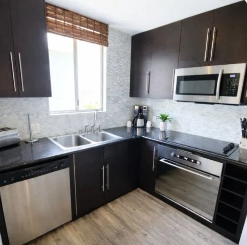 10747 Wilshire Boulevard 1305, Los Angeles, CA 90024