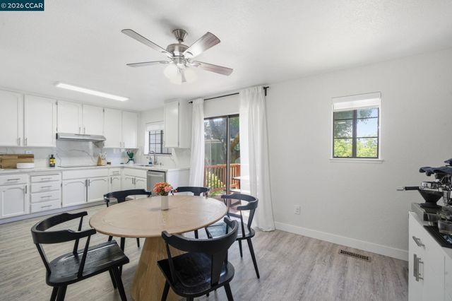 767 Military E, Benicia, CA 94510