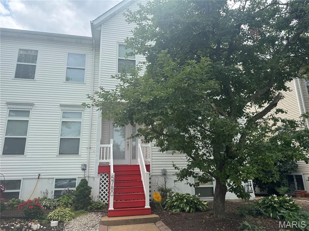 5780 Westminster Place, St Louis, MO 63112