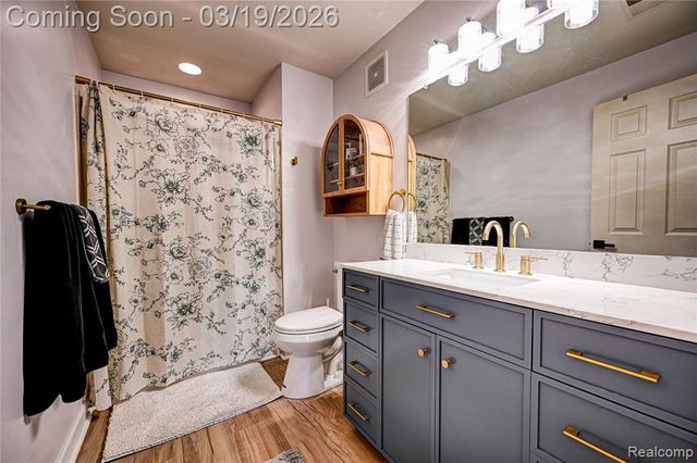 25703 Maritime Circle, Harrison Twp, MI 48045