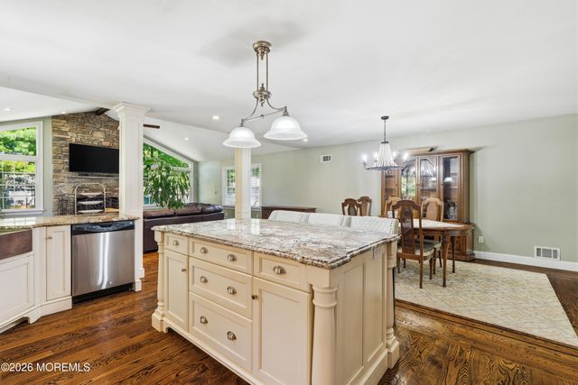 558 Green Lane, River Vale, NJ 07675