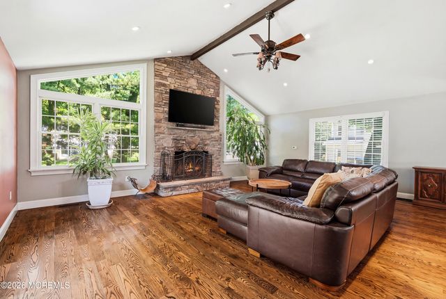 558 Green Lane, River Vale, NJ 07675