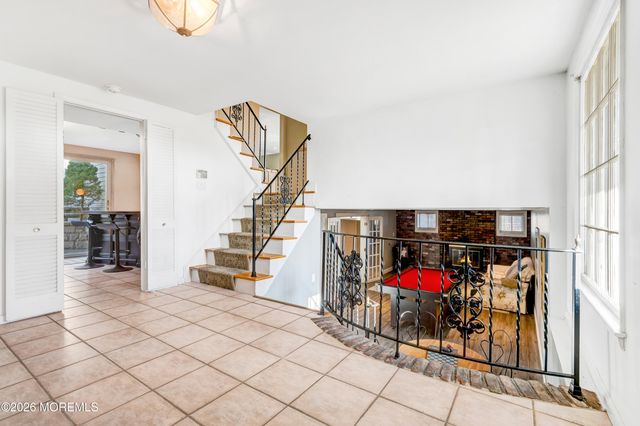 558 Green Lane, River Vale, NJ 07675