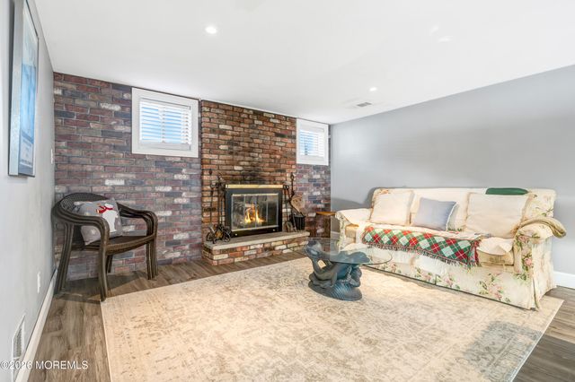 558 Green Lane, River Vale, NJ 07675