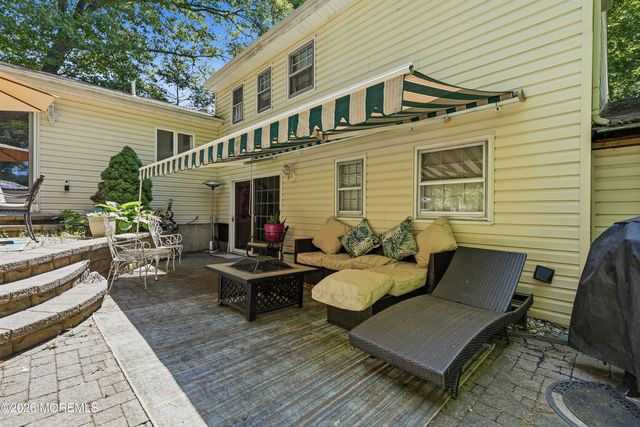 558 Green Lane, River Vale, NJ 07675