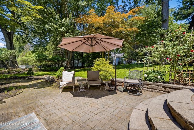 558 Green Lane, River Vale, NJ 07675