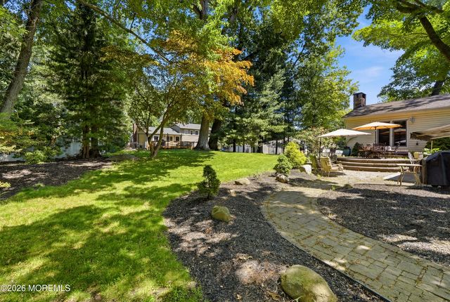 558 Green Lane, River Vale, NJ 07675