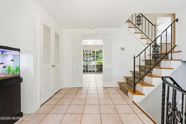 558 Green Lane, River Vale, NJ 07675
