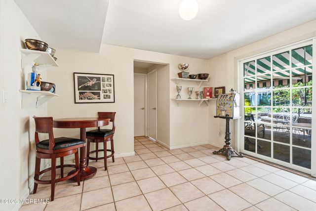 558 Green Lane, River Vale, NJ 07675