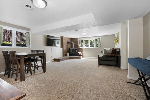 1113 23rd St NW, Minot, ND 58703