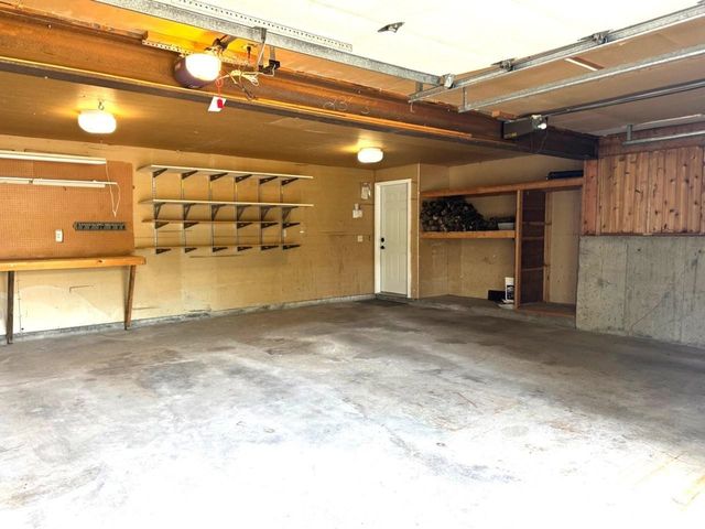 1113 23rd St NW, Minot, ND 58703