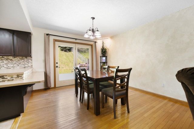 1113 23rd St NW, Minot, ND 58703