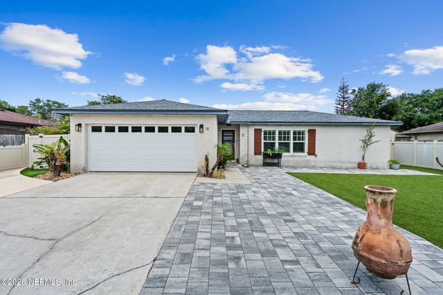 18 LADYFISH Street, Ponte Vedra Beach, FL 32082