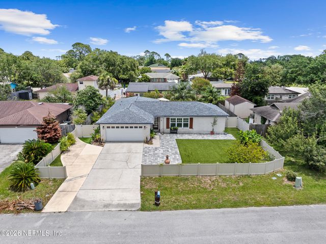 18 LADYFISH Street, Ponte Vedra Beach, FL 32082