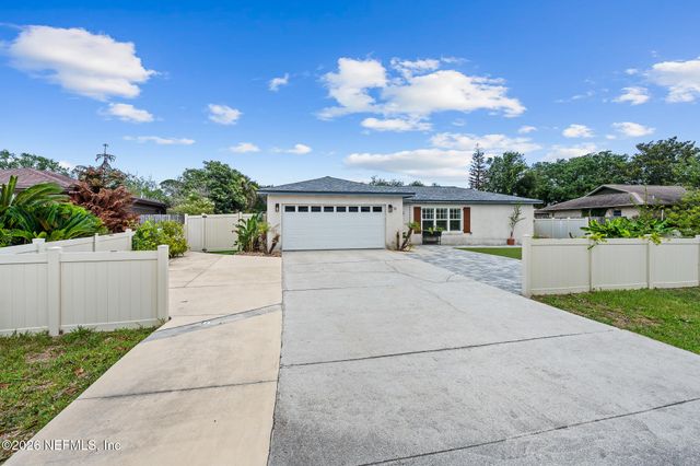 18 LADYFISH Street, Ponte Vedra Beach, FL 32082