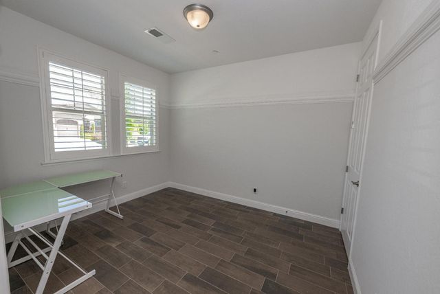 1645 E Benvenuto Drive, Fresno, CA 93730