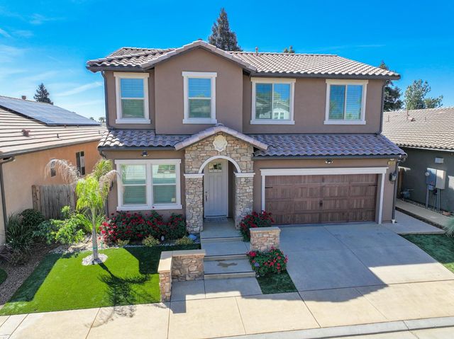 1645 E Benvenuto Drive, Fresno, CA 93730