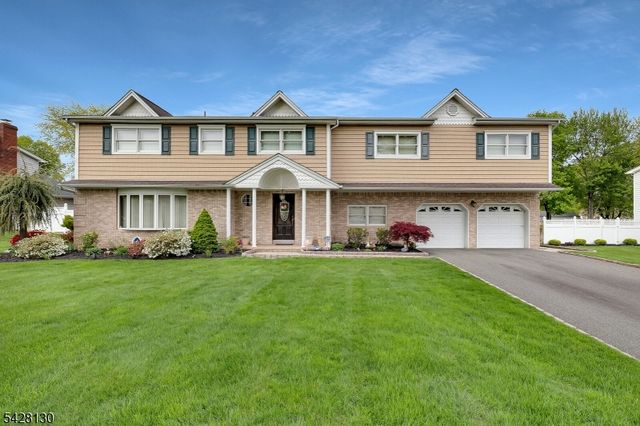184 Stonehenge Ter, Clark Twp., NJ 07066