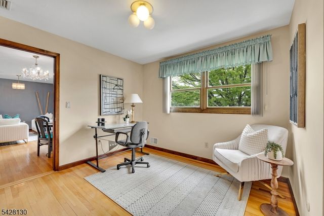 184 Stonehenge Ter, Clark Twp., NJ 07066