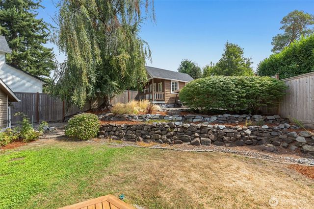 3023 SW 339th Street, Federal Way, WA 98023